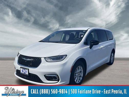 2024 Chrysler Pacifica Touring-L