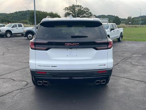 Summit White 2024 GMC Acadia AT4