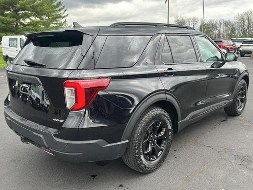 Agate Black 2022 Ford Explorer Timberline