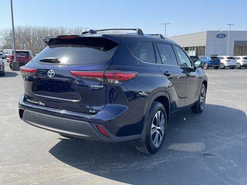 2020 Toyota Highlander Hybrid XLE