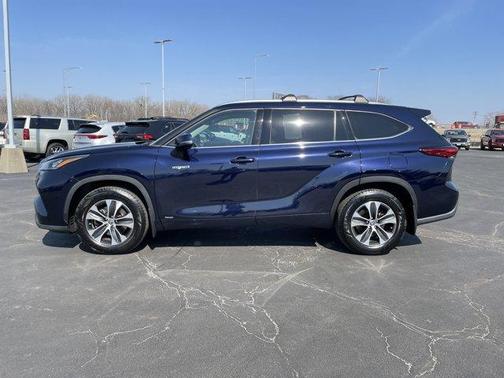 2020 Toyota Highlander Hybrid XLE