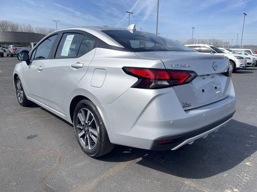 2025 Nissan Versa 1.6 SV