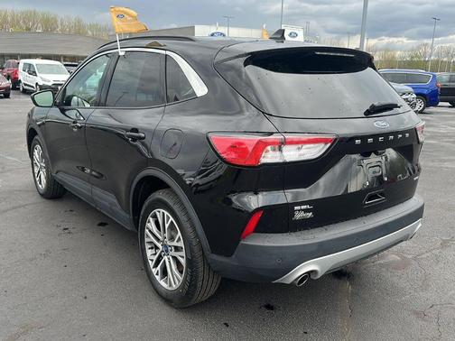 Agate Black 2022 Ford Escape SEL