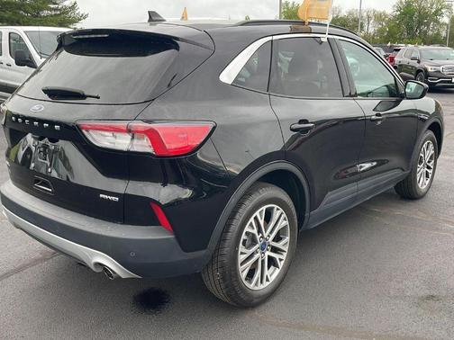 Agate Black 2022 Ford Escape SEL