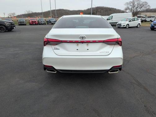 2019 Toyota Avalon Limited