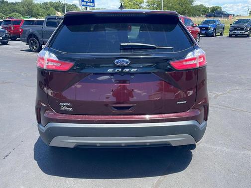 Burgundy Velvet Metallic Tinted Clearcoat 2022 Ford Edge SEL