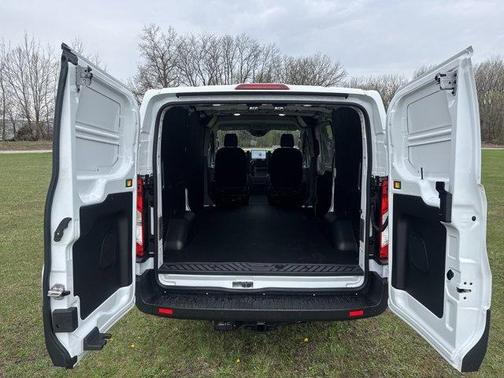 Oxford White 2026 Ford Transit-250