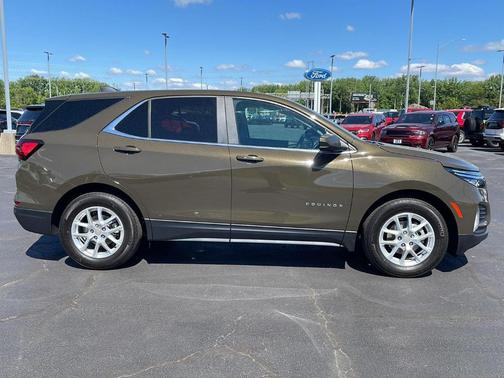 Harvest Gold / Bronze 2024 Chevrolet Equinox LT