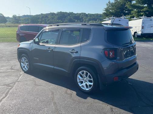 Granite Crystal Clearcoat Metallic 2016 Jeep Renegade Latitude