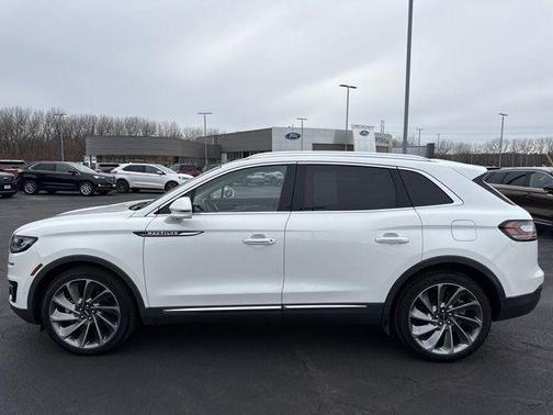Pristine White 2020 Lincoln Nautilus Reserve