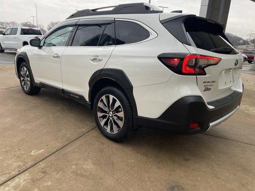 2024 Subaru Outback Touring