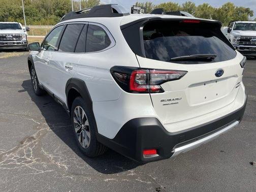 2025 Subaru Outback Touring XT