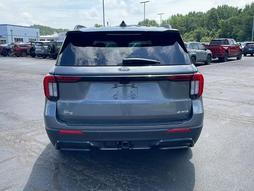 Carbonized Gray Metallic 2026 Ford Explorer ST-Line