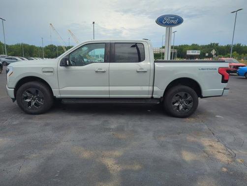 2023 Ford F-150 Lightning XLT