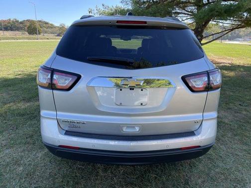 2017 Chevrolet Traverse 2LT
