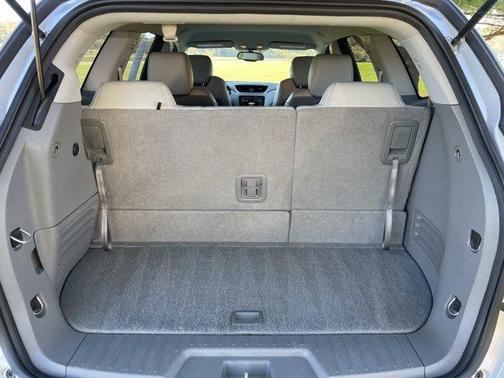 2017 Chevrolet Traverse 2LT