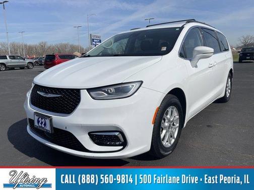 2022 Chrysler Pacifica Touring-L