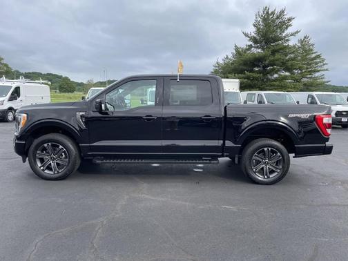 Agate Black Metallic 2023 Ford F-150 Lariat