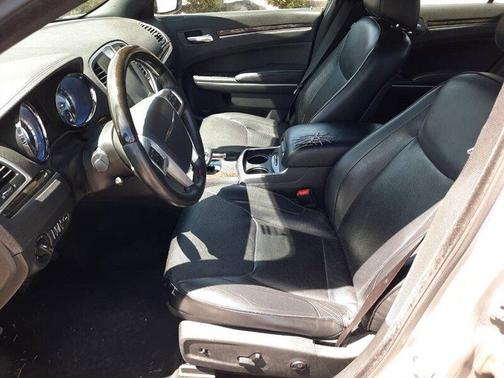 2014 Chrysler 300C Base