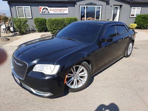 2016 Chrysler 300C Base