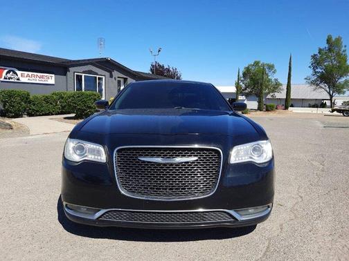 2016 Chrysler 300C Base