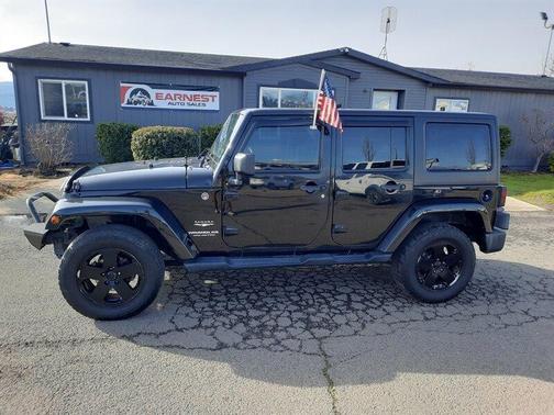 2012 Jeep Wrangler Unlimited Sahara