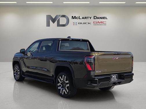 2026 GMC Sierra EV Extended Range Elevation