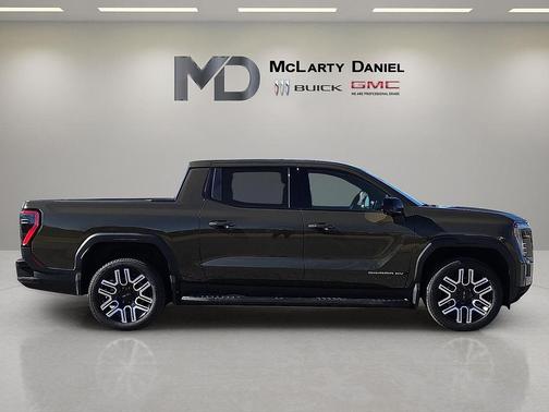 2026 GMC Sierra EV Extended Range Elevation