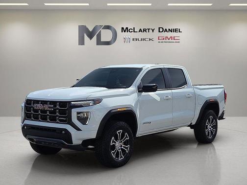 2025 GMC Canyon AT4