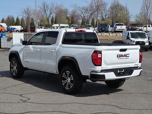2025 GMC Canyon AT4