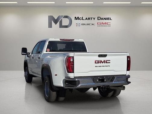 2026 GMC Sierra 3500 Base