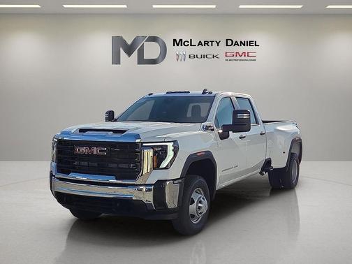 2026 GMC Sierra 3500 Base