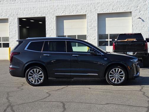 2022 Cadillac XT6 Premium Luxury AWD