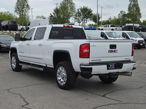 Summit White 2019 GMC Sierra 2500 Denali
