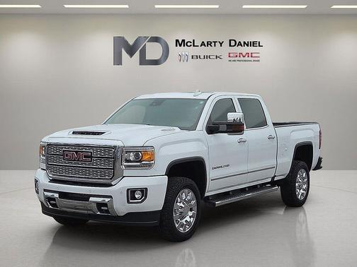 Summit White 2019 GMC Sierra 2500 Denali