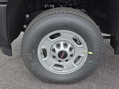 2025 GMC Sierra 2500 Base