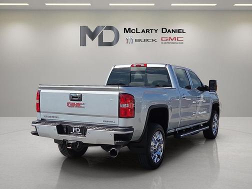 2017 GMC Sierra 2500 Denali