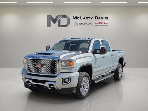 2017 GMC Sierra 2500 Denali