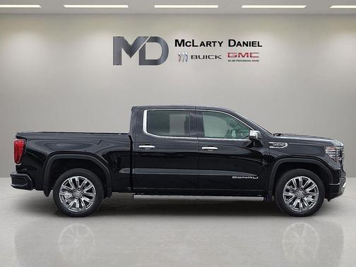 Onyx Black 2023 GMC Sierra 1500 Denali