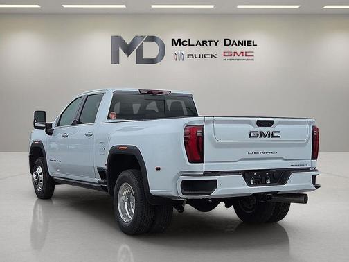 2026 GMC Sierra 3500 Denali