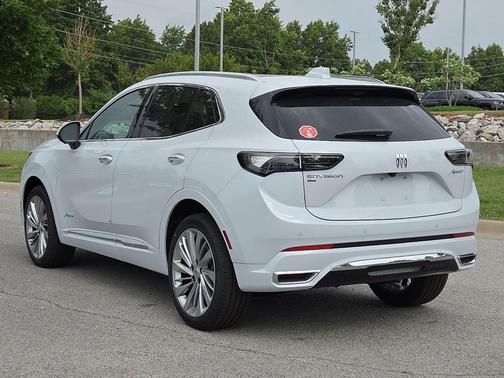 Iridescent White Tricoat 2026 Buick Envision Avenir AWD