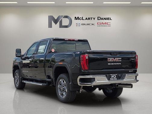Onyx Black 2026 GMC Sierra 2500 SLT