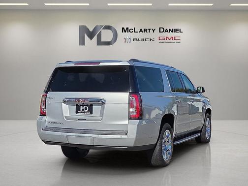 2017 GMC Yukon XL Denali