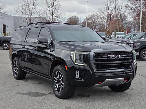 2023 GMC Yukon XL 4WD AT4