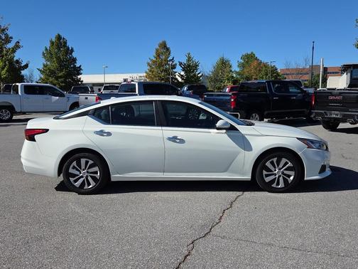 2020 Nissan Altima S FWD
