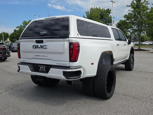 White Frost Tricoat 2025 GMC Sierra 3500 Denali
