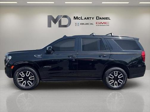 2023 GMC Yukon 4WD AT4