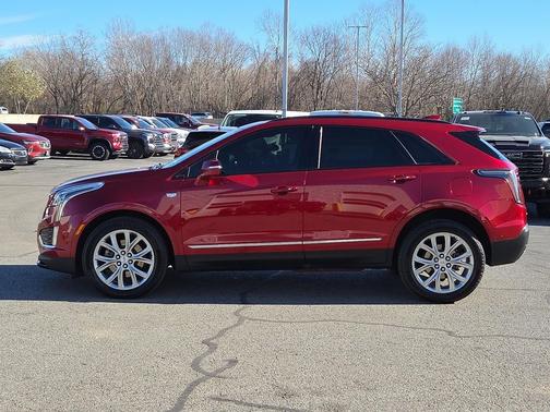 2021 Cadillac XT5 Sport