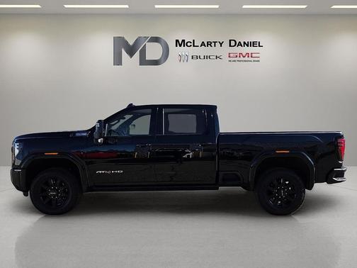 2024 GMC Sierra 2500 AT4