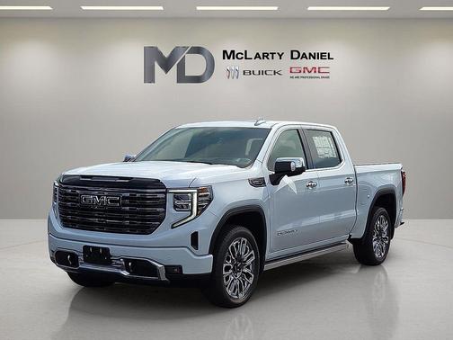 Glacier White Tricoat 2026 GMC Sierra 1500 Denali Ultimate